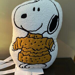 Peanuts Snoopy Fall Puffer Coat Throw Pillow NWT 2025